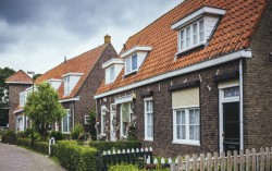 Er zijn wel degelijk oplossingen mogelijk voor de woningnood in Nederland